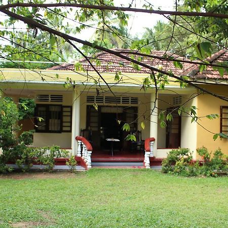 Abberny Villa Мидигама Ийст Екстериор снимка