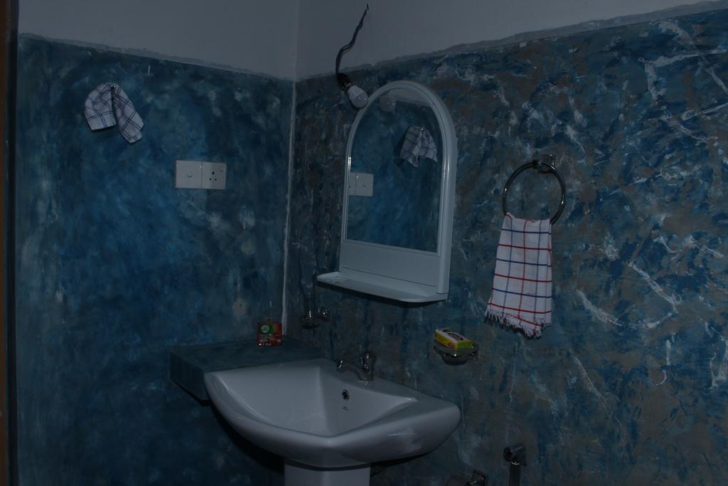 Abberny Villa Мидигама Ийст Стая снимка
