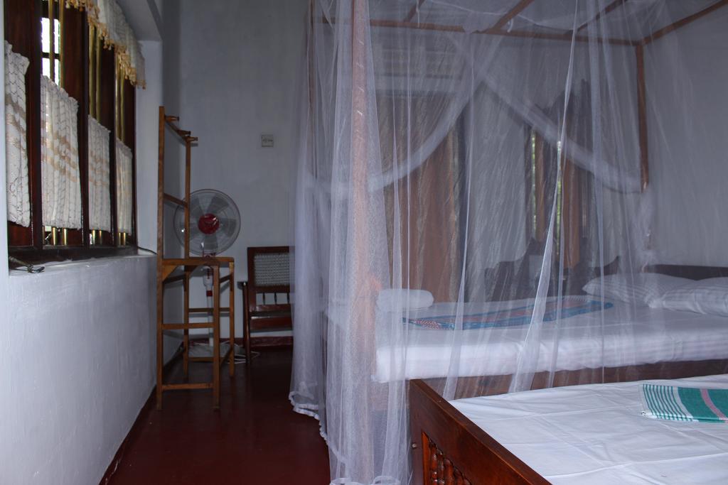 Abberny Villa Мидигама Ийст Екстериор снимка