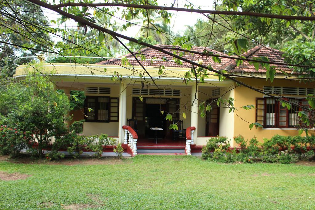 Abberny Villa Мидигама Ийст Екстериор снимка